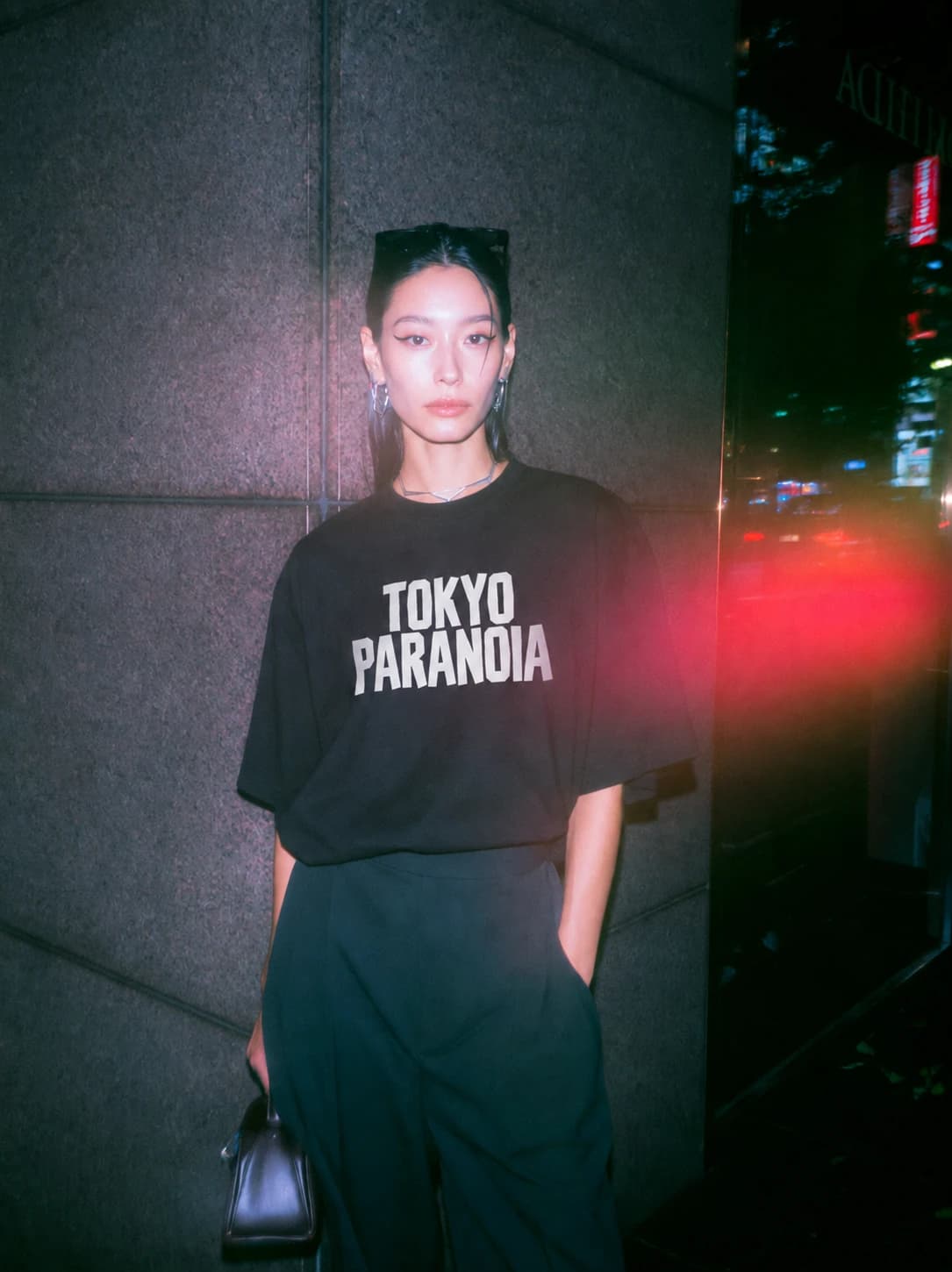 TOKYO PARANOIA — black, front, styled look