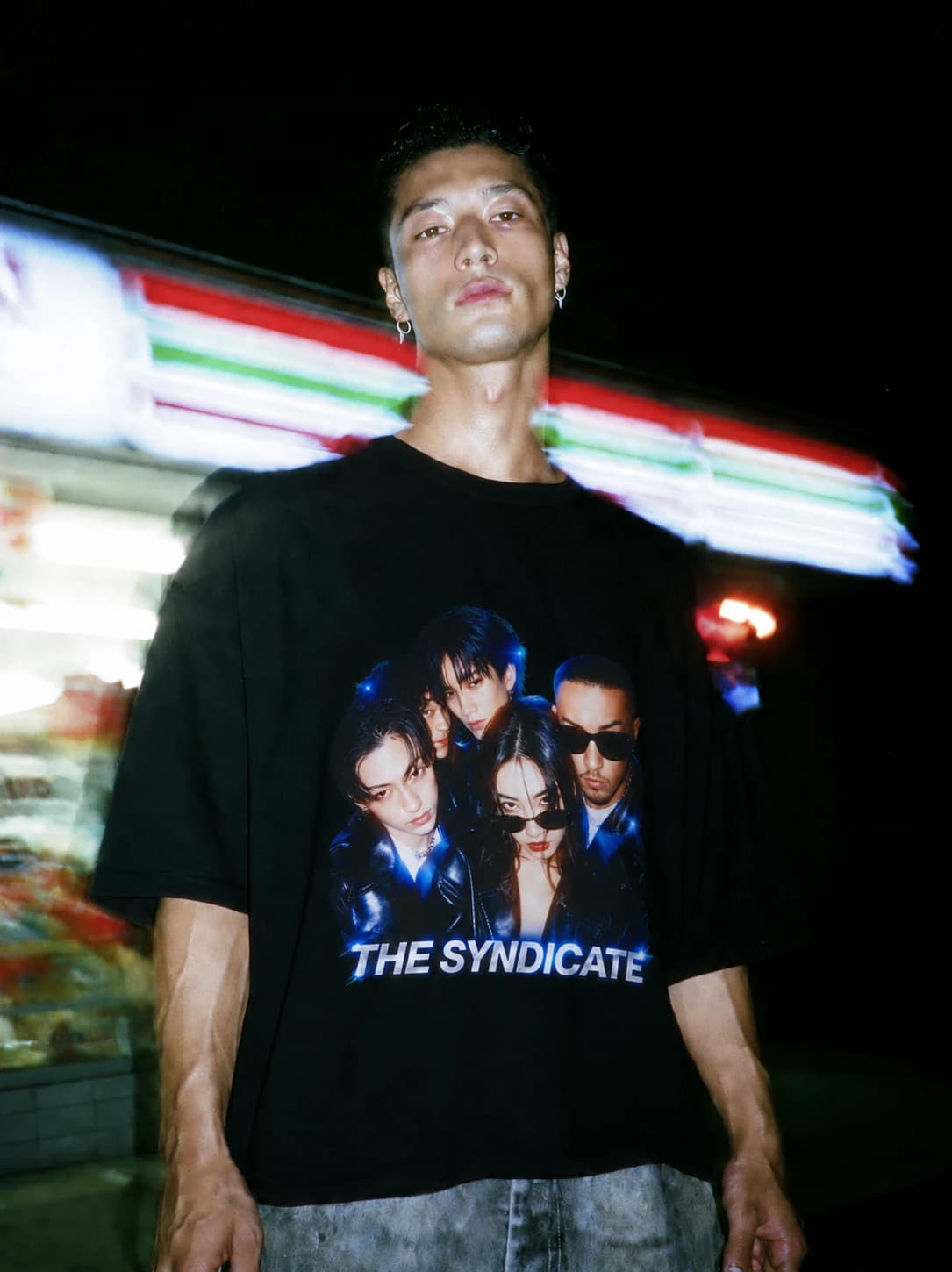 THE SYNDICATE — black, front, styled look