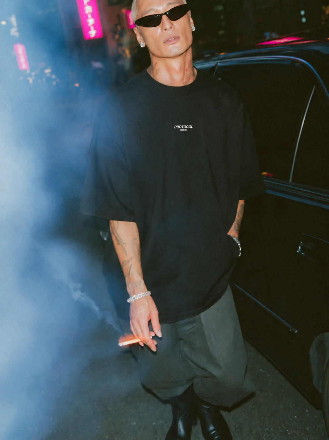 TOXIC YOUTH — black, front, styled look