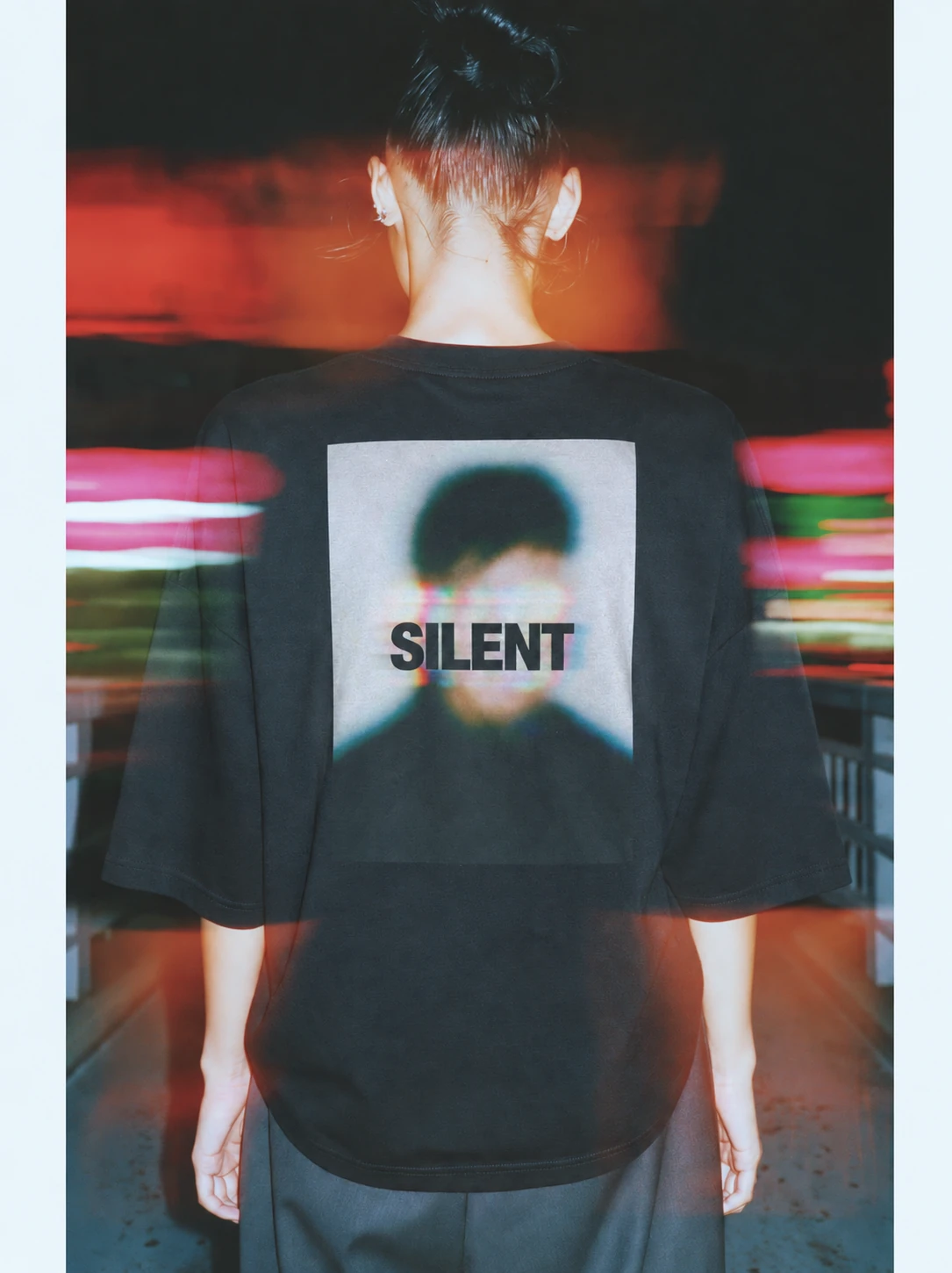 SILENT PORTRAIT + RED BRUSH — black, back, styled look